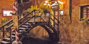 Ponte delle Poste Vecie